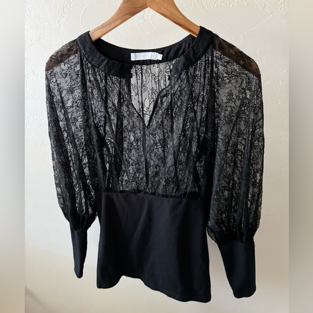 Anne Fontaine lace preowned top size 40